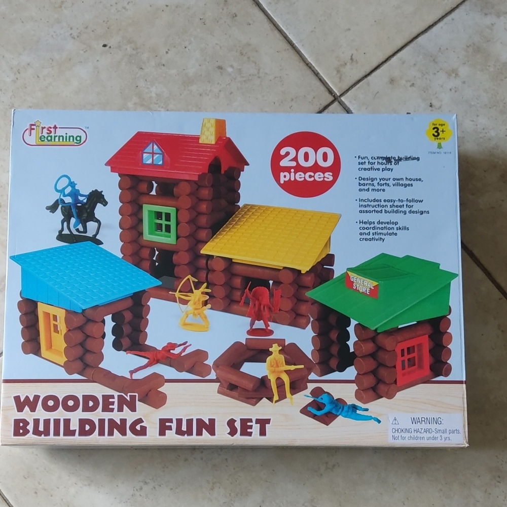 Wooden Building Fun Set - 200 Pieces - Multicolor